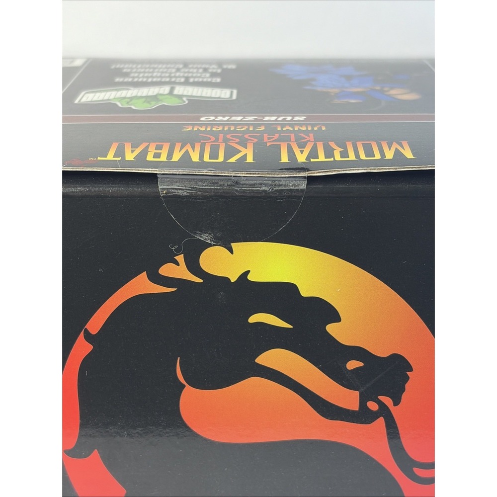 CultureFly Mortal Kombat Klassic Sub-Zero Corner Creature Vinyl Figure KOQ001AWM - Picture 5 of 8